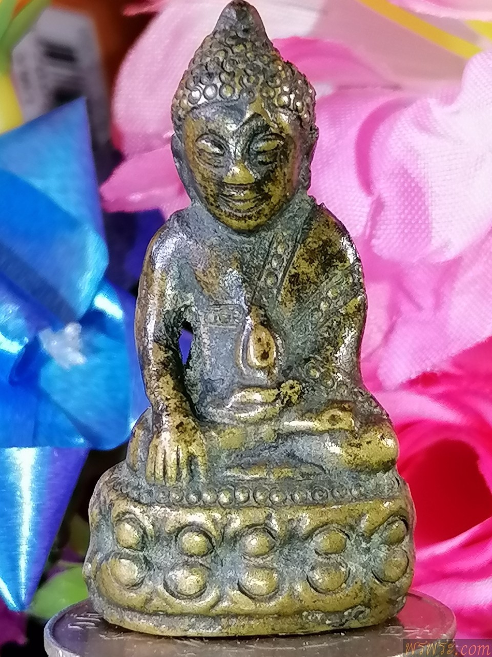 พระกริ่ง​ เนื้อสัมฤทธิ์​เก่าๆ​ไมทราบที่