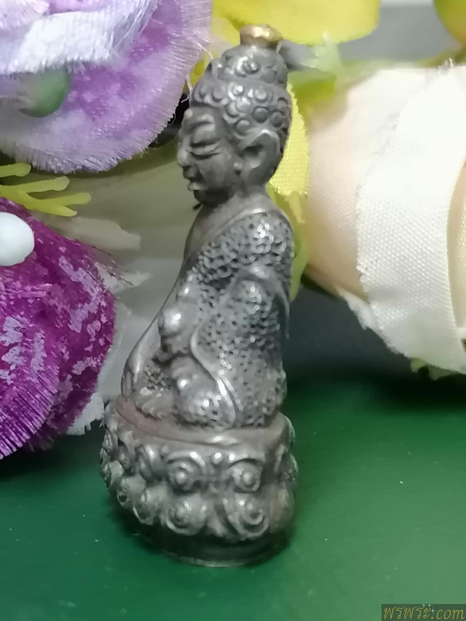 พระกริ่งปวเรศ เนื้อเงิน แท้ ผสมทองคำแท้ พ.ศ.๒๔๓๔พิมพ์ปราบเงี้ยว ร.๕เกศทอง หมุดทอง แผ่นปิดใต้ฐานทองคำ มีรอยจารย์ พร้อมใบตรวจโลหะ3ใบ