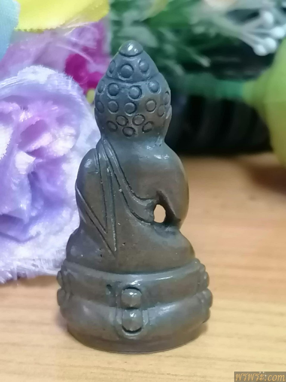 พระกริ่งปวเรศ เนื้อสำริด กริ่งดัง