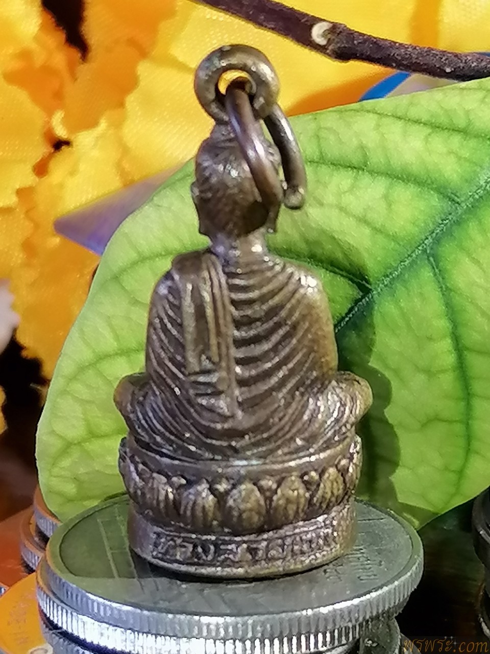 พระกริ่งชัยวัฒน์​ คันธราช​