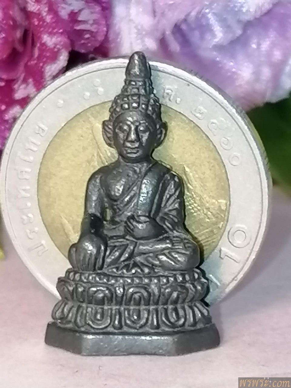 พระชัยวัฒน์ เนื้อสำริด