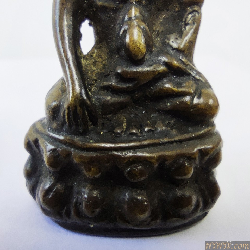 Ring amulet, old bronze, ringing, unknown locationพระกริ่ง เนื้อสำริดเก่า กริ่งดัง ไม่ทราบที่