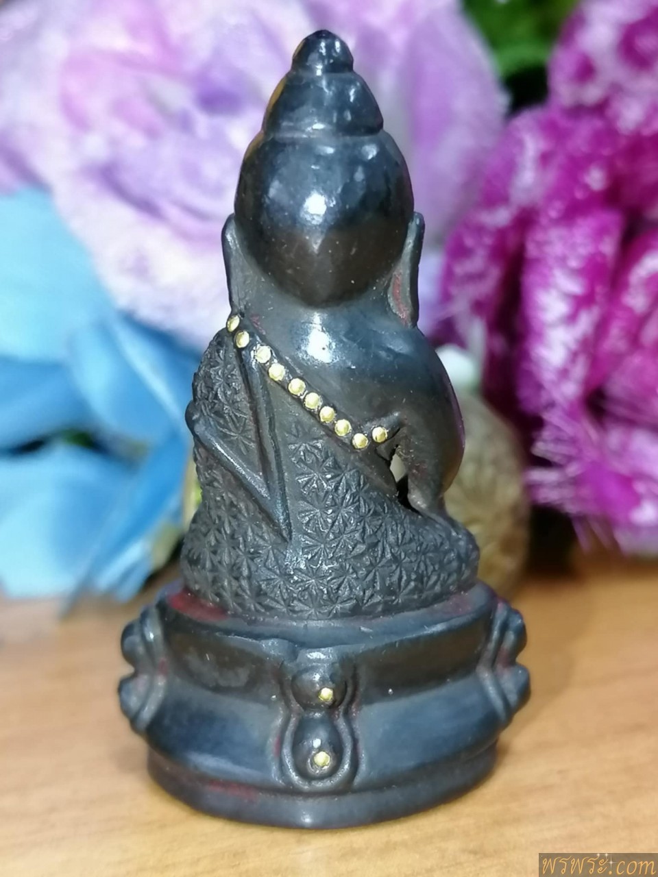 พระกริ่ง อุณาโลม สังวาล บัว หมุดทอง ลายจีวร จารย์ใต้ฐาน เนื้อสำริด กริ่งดัง/ก่อนปี2500