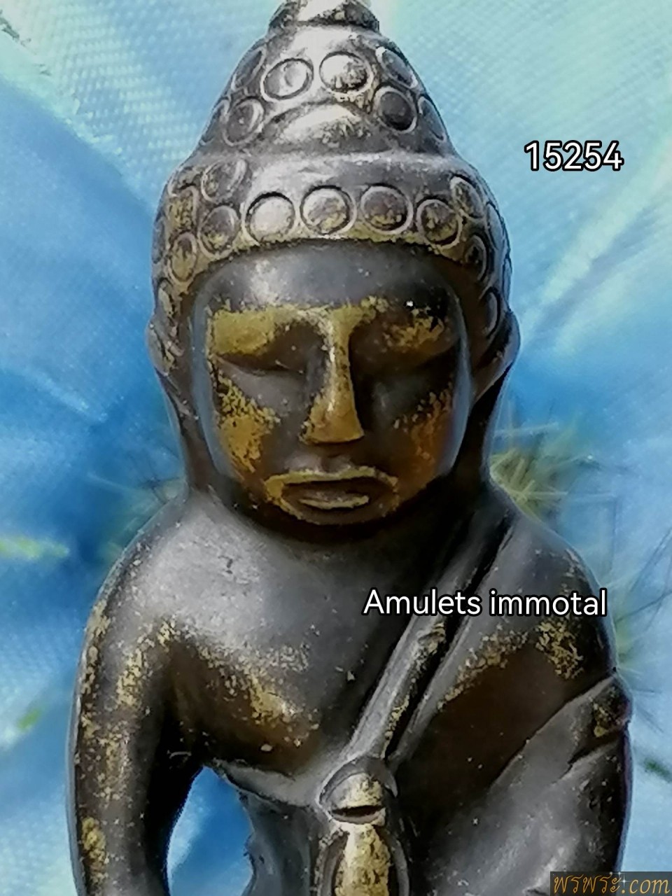 โชว์ วทพ//พระกริ่งปวเรศ เนื้อสัมฤทธิ์ กริ่งดัง สูง4.5ซม.// พบ1องค์ ณ.วันที่04/11/2566//ยังไม่มีชื่อพิมพ์