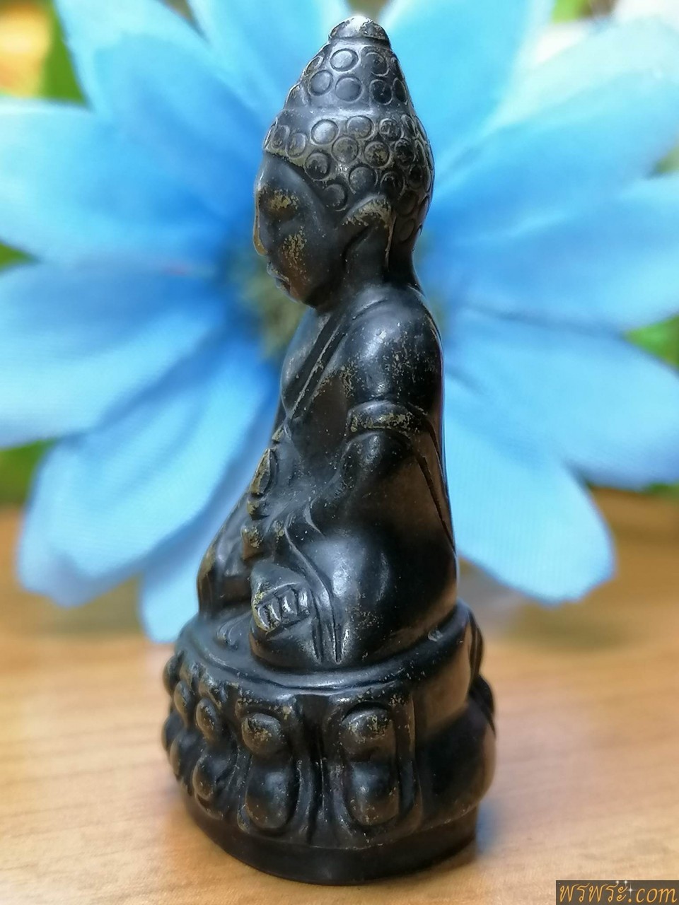 โชว์ วทพ//พระกริ่งปวเรศ เนื้อสัมฤทธิ์ กริ่งดัง สูง4.5ซม.// พบ1องค์ ณ.วันที่04/11/2566//ยังไม่มีชื่อพิมพ์