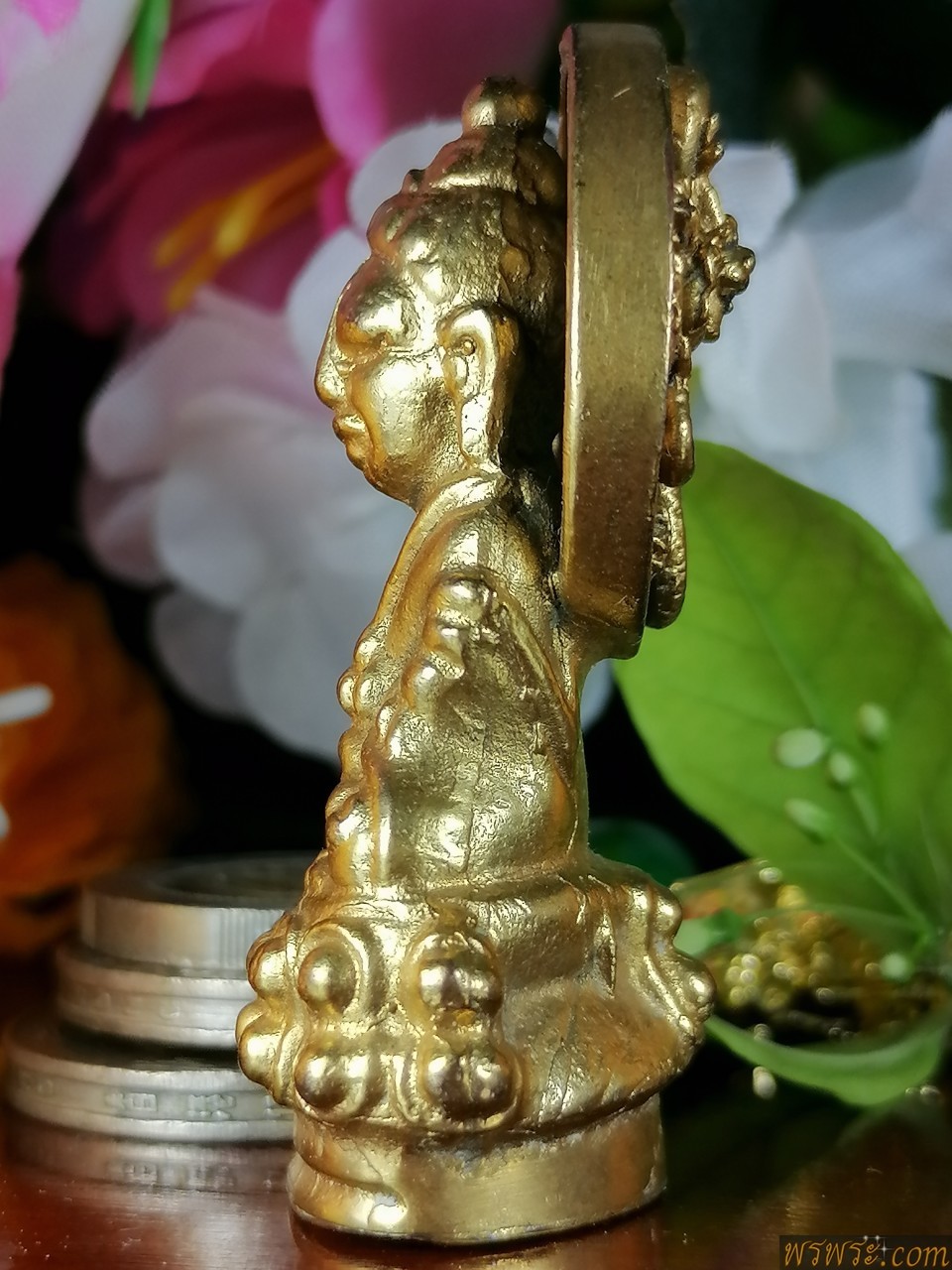 พระโชว์//พระกริ่งปวเรศ ประภามลฑล หลังรูป มังกรทอง เปียกทองคำแท้ 6.20%+-AU/GOLDกริ่งดัง โค๊ตนูน โค๊ตหยดน้ำ/2โค๊ต สำหรับคนพิเศษ /พบ1องค์ เมื่อวันที่ 28/12/2561 องค์1เดียว /ขนาด24*48หนา20มม