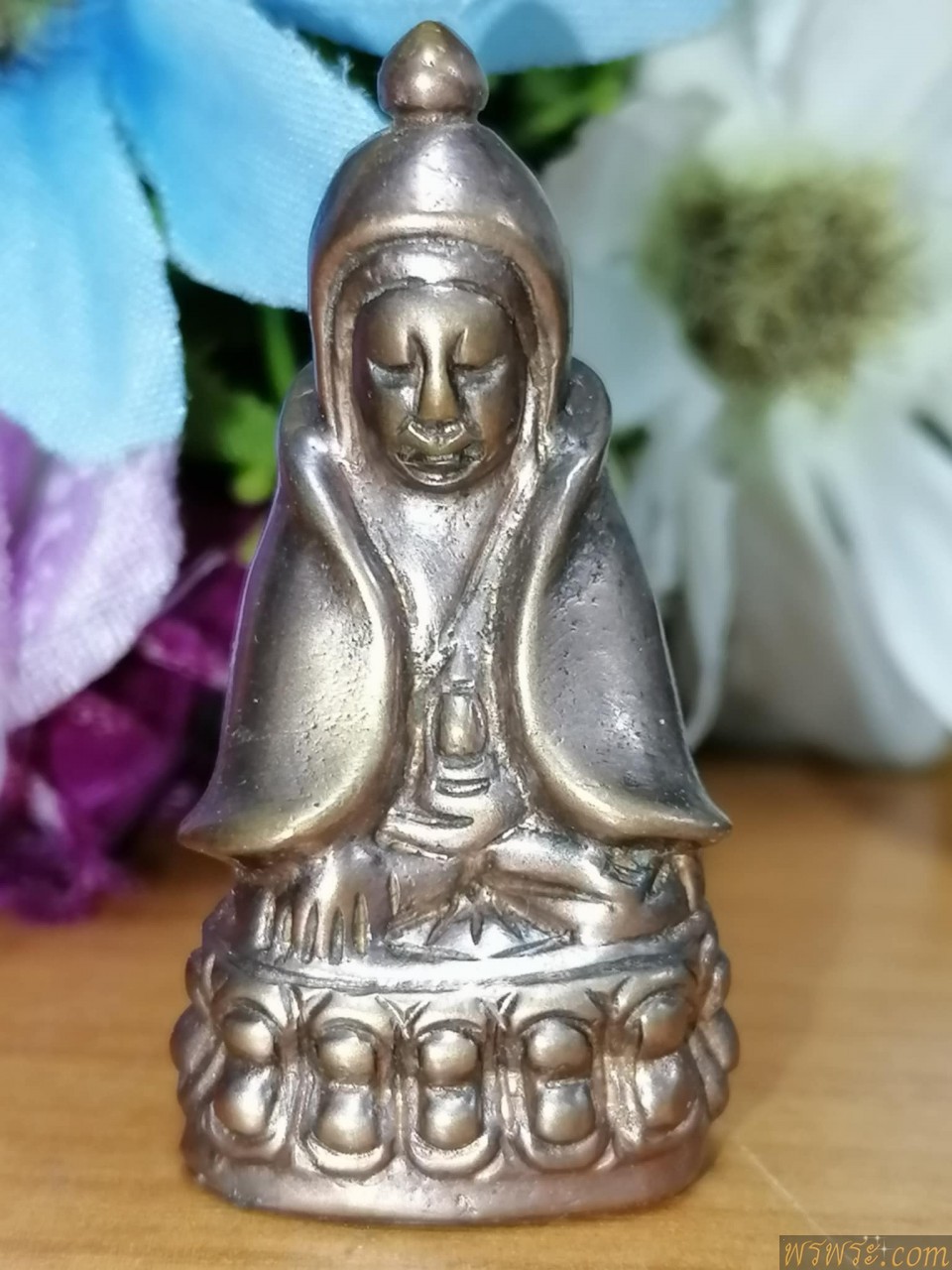 พระกริ่งปวเรศ ห่มคลุม หลังยันต์ เนื้อสำริด กริ่งดัง