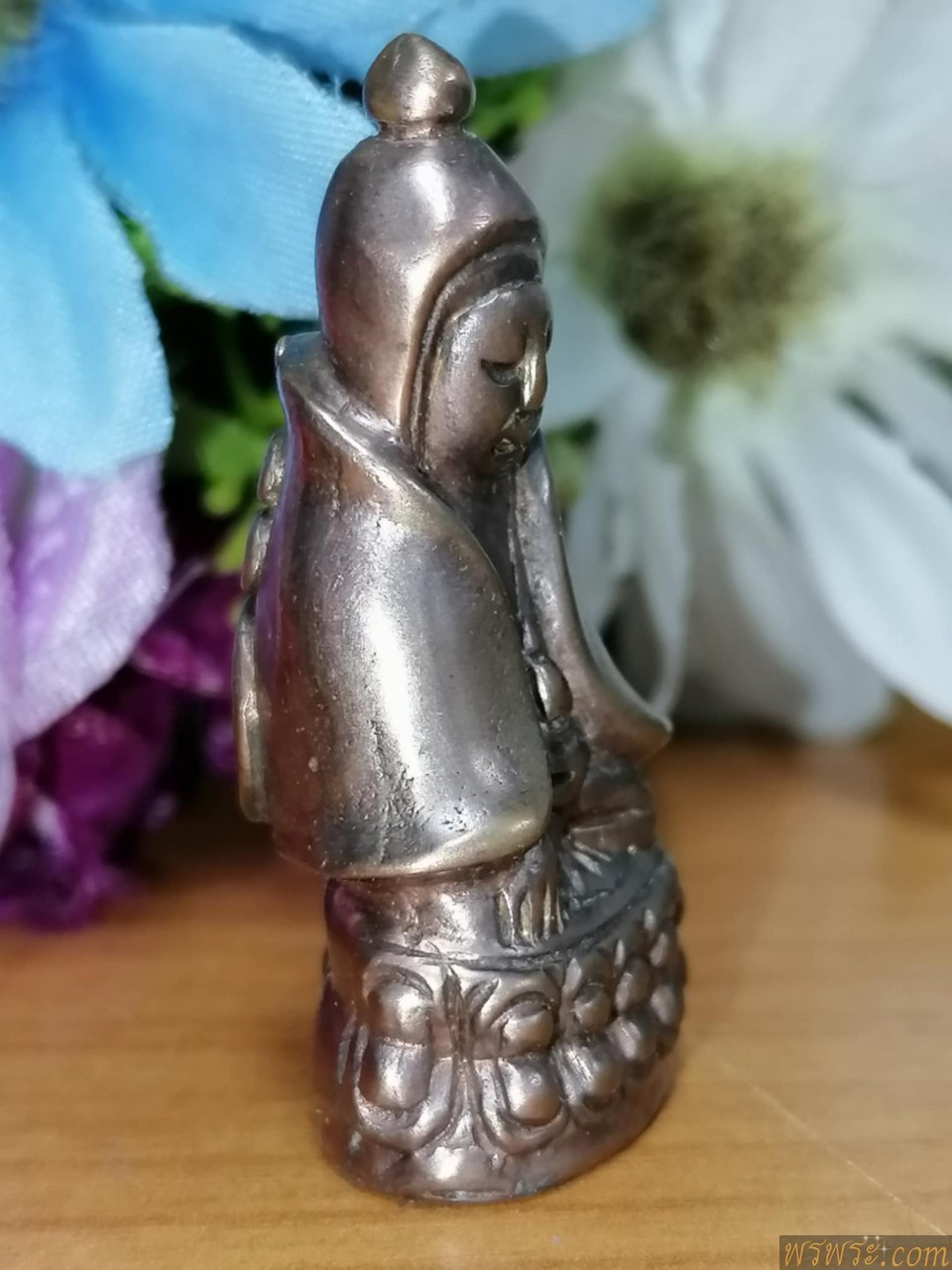 พระกริ่งปวเรศ ห่มคลุม หลังยันต์ เนื้อสำริด กริ่งดัง