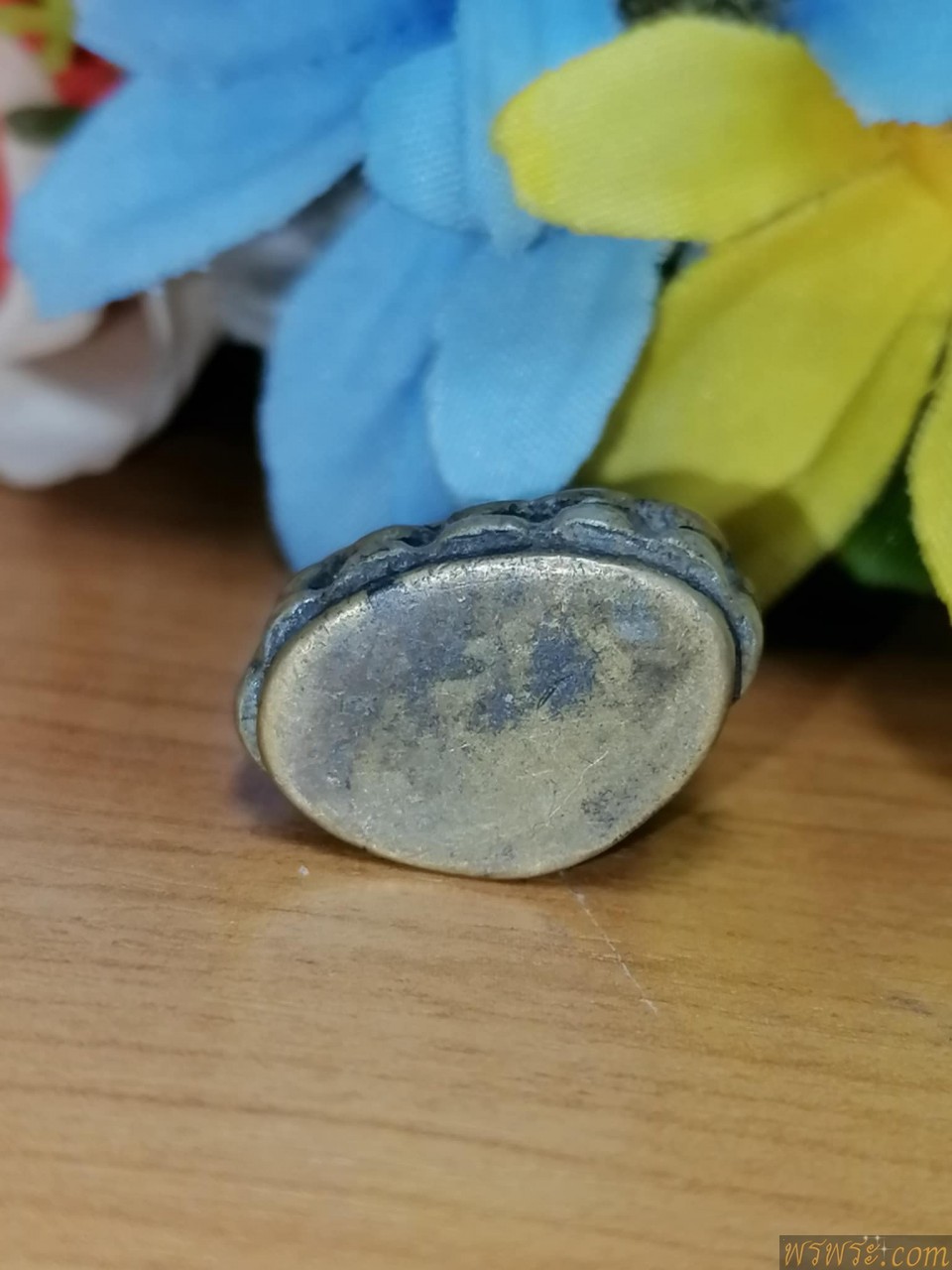 พระกริ่งปวเรศ เนื้อสำริด กริ่งดัง พิมพ์หายาก