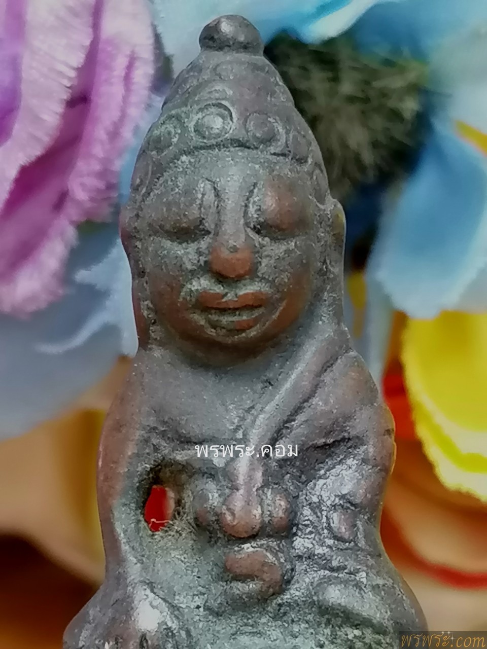 พระ​กริ่ง​ ปทุม​สุริยะ​วงศ์​ ใต้ฐานพระราชวัง​จีน​ เนื้อ​สัมฤทธิ์​ กริ่งดัง​ พิมพ์​ใหญ่​หายาก​ พบ1องค์​ ณ.วันที่16/11/2568