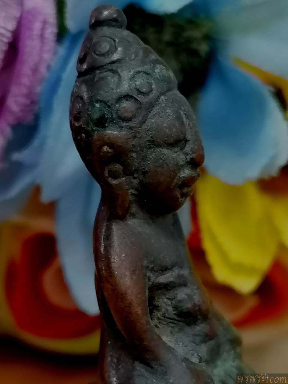 พระ​กริ่ง​ ปทุม​สุริยะ​วงศ์​ ใต้ฐานพระราชวัง​จีน​ เนื้อ​สัมฤทธิ์​ กริ่งดัง​ พิมพ์​ใหญ่​หายาก​ พบ1องค์​ ณ.วันที่16/11/2568