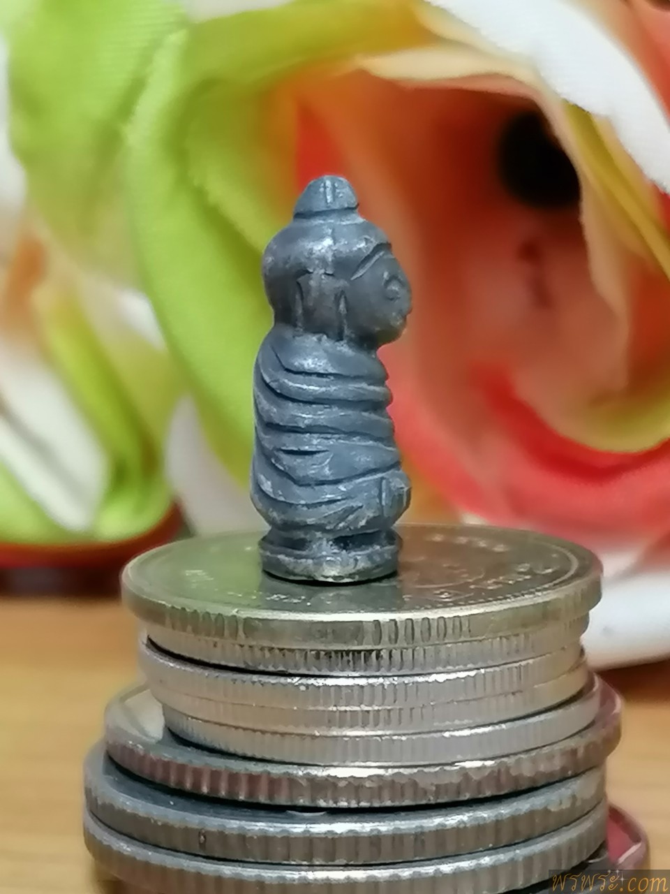 พระชัยวัฒน์​ ห่มคลุม​ เนื้อเงิน