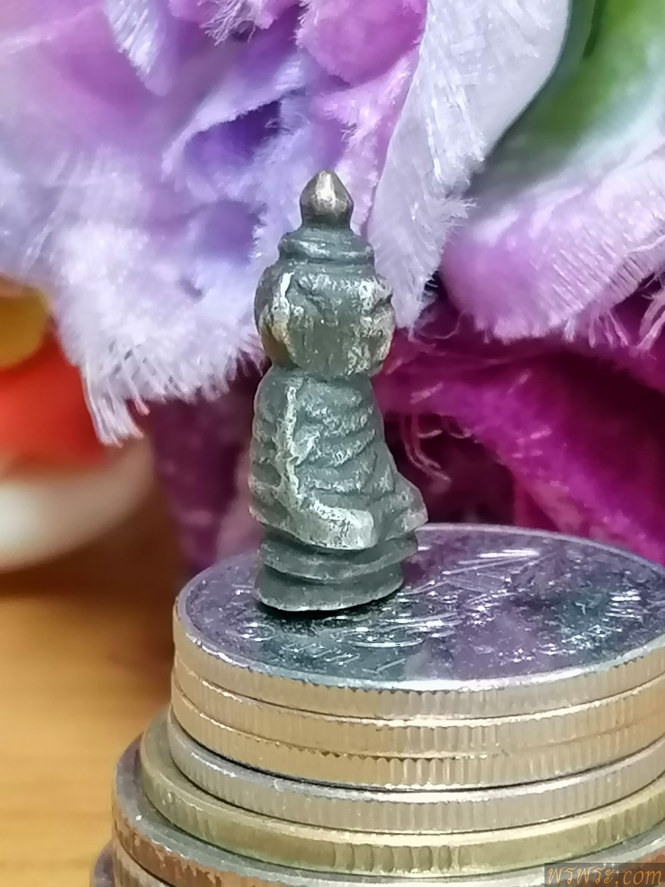 พระชัยวัฒน์​ ห่มคลุม​ เนื้อเงิน​ จารย์ใต้ฐาน