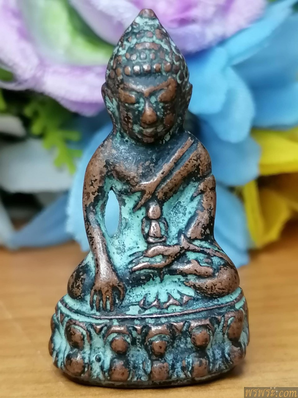 พระกริ่งปวเรศ เนื้อสำริด กริ่งดัง จาลึกหลังฐาน พ.ศ.๒๔๓๐ บวร ปวเรศ รอยรักดำ สนิมเขียว