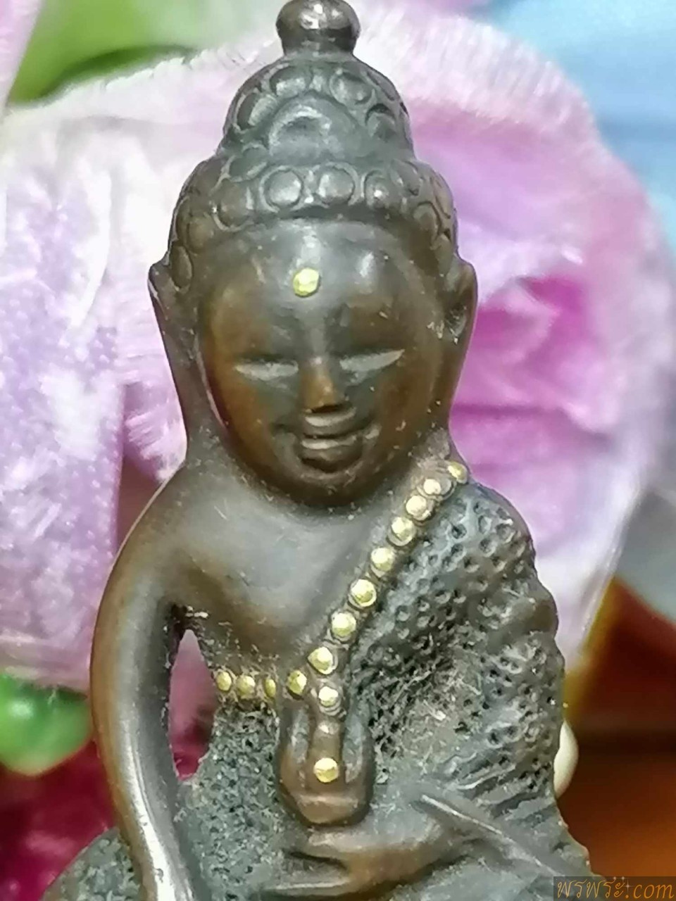 พระกริ่งปวเรศ หมุดทอง มีจารย์ ใต้ฐาน เนื้อสำริด กริ่งดัง