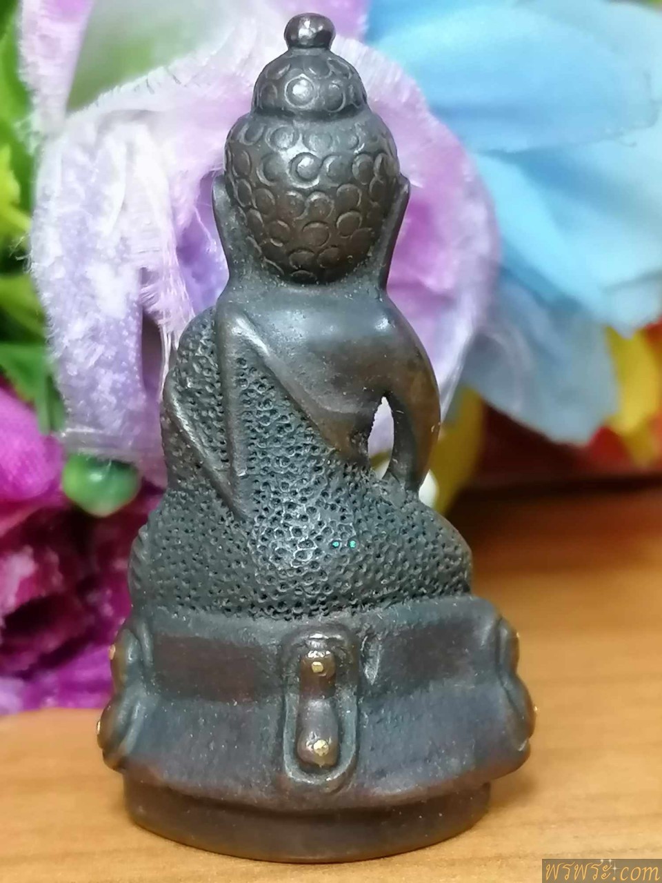 พระกริ่งปวเรศ หมุดทอง มีจารย์ ใต้ฐาน เนื้อสำริด กริ่งดัง