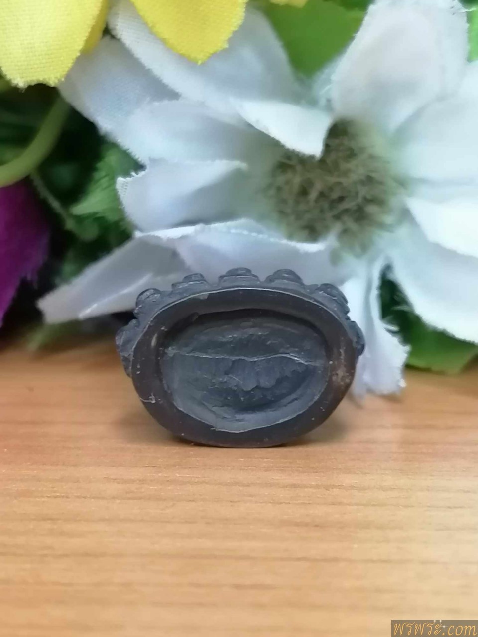 พระกริ่ง เนื้อสำริด