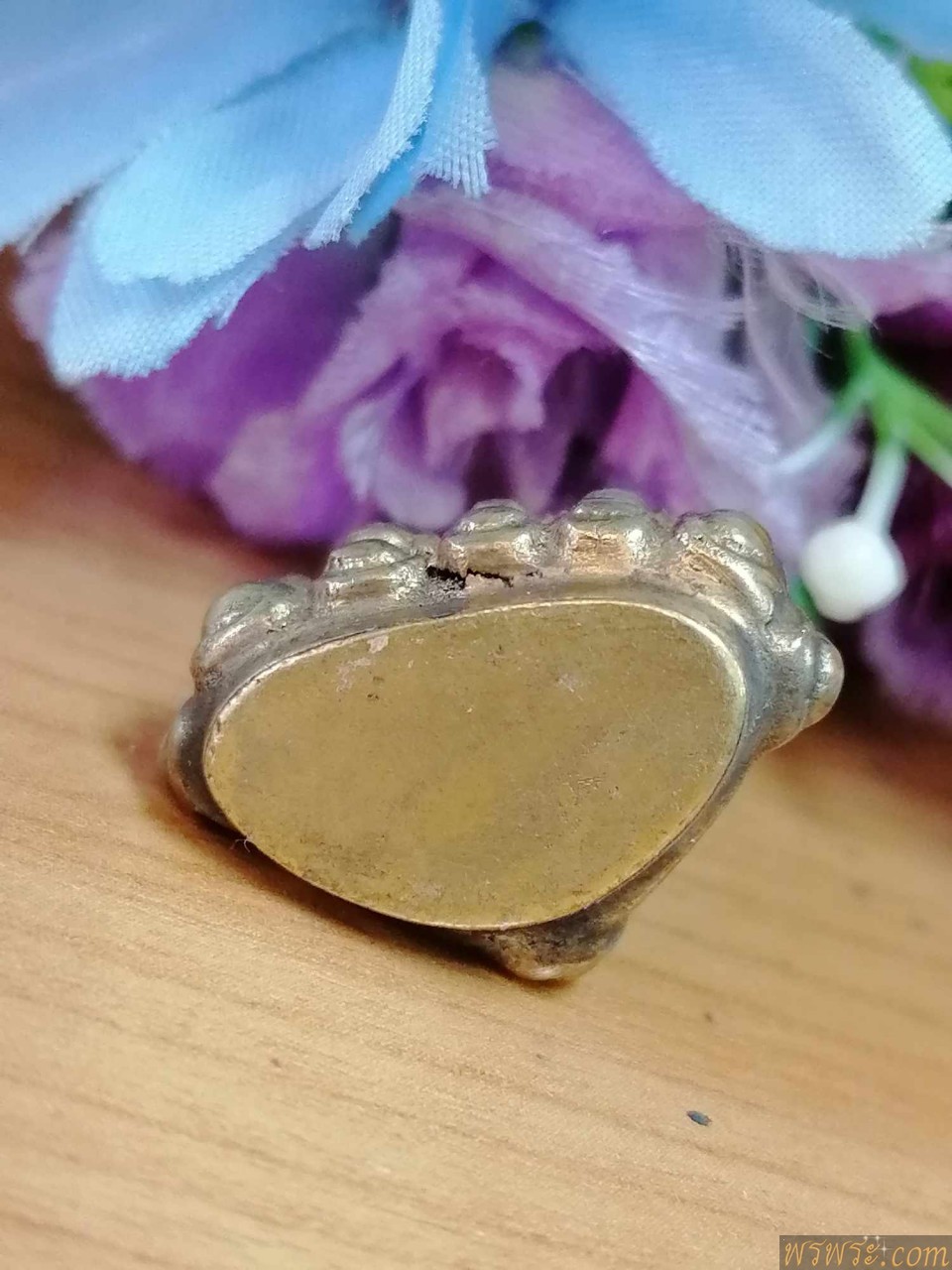 พระกริ่งปวเรศ เนื้อสำริด กริ่งดัง โค๊ตพิมพ์พิเศษ