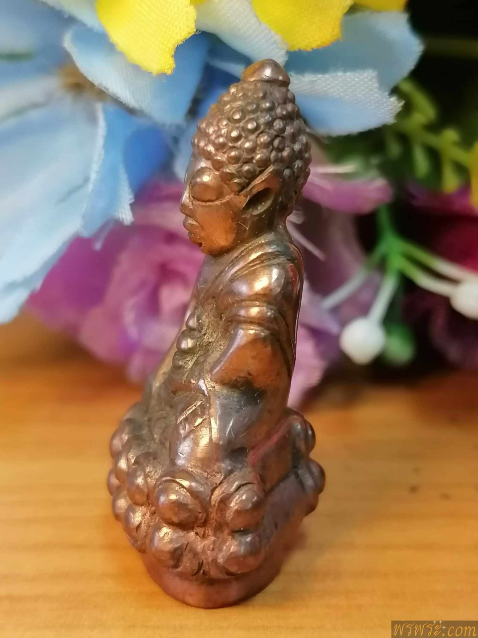 พระกริ่งปวเรศ เนื้อสำริด กริ่งดัง