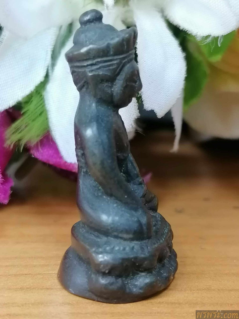 พระกริ่ง ปวเรษ ทรงจีน เนื้อสำริด กริ่งดัง