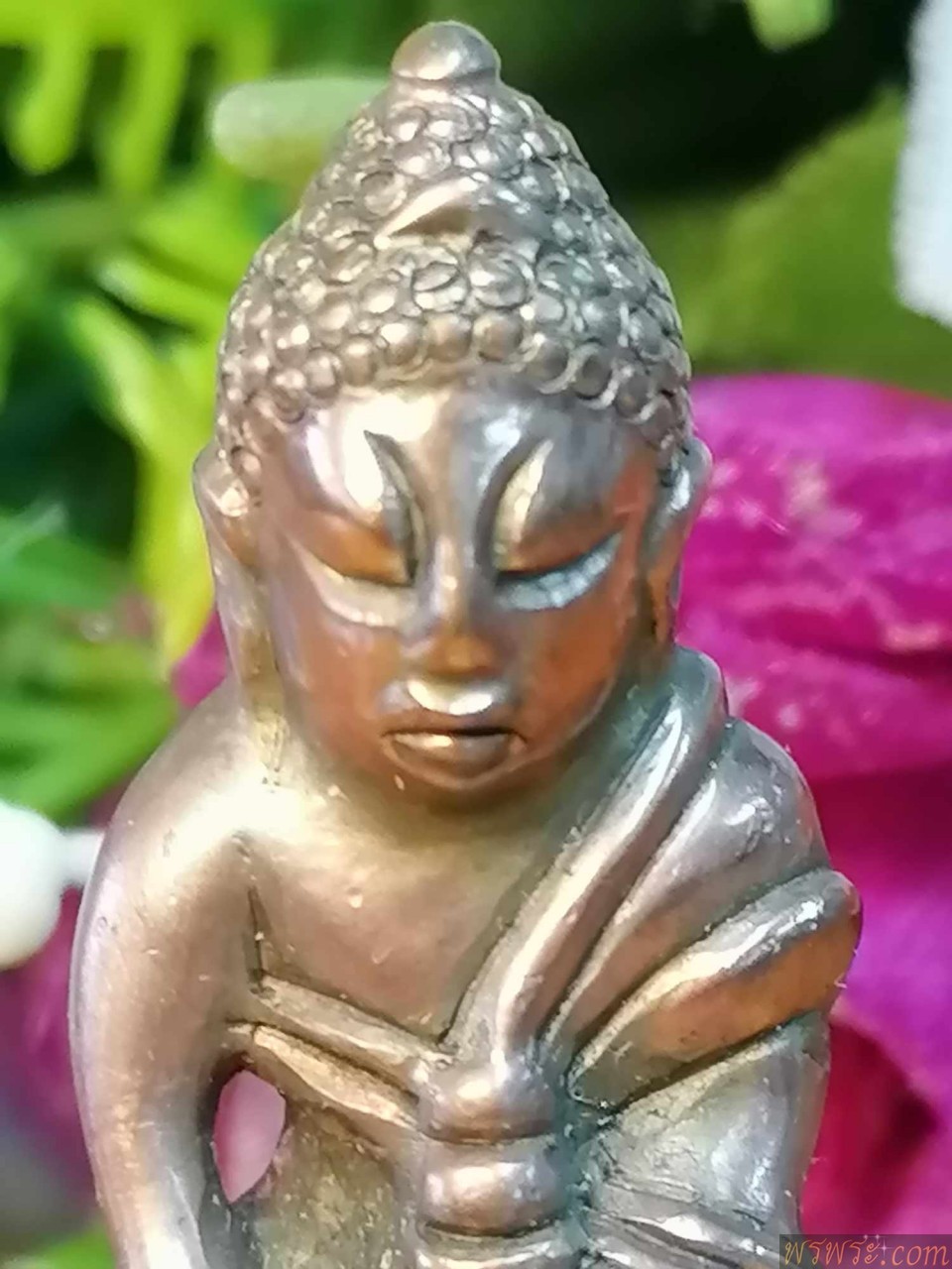 พระกริ่งปวเรศ เนื้อสำริด กริ่งดัง