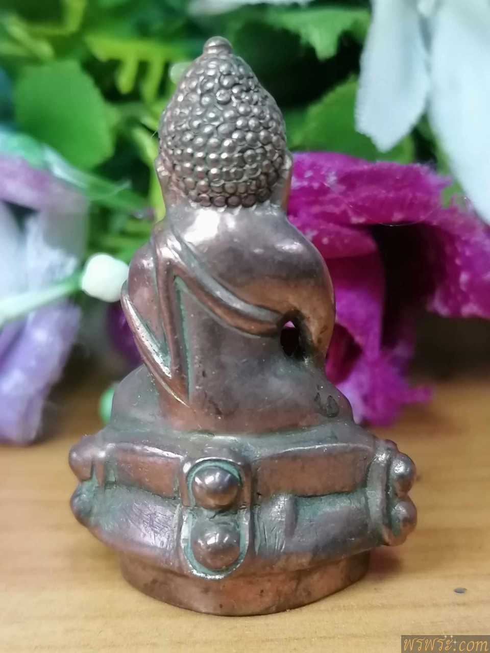 พระกริ่งปวเรศ เนื้อสำริด กริ่งดัง