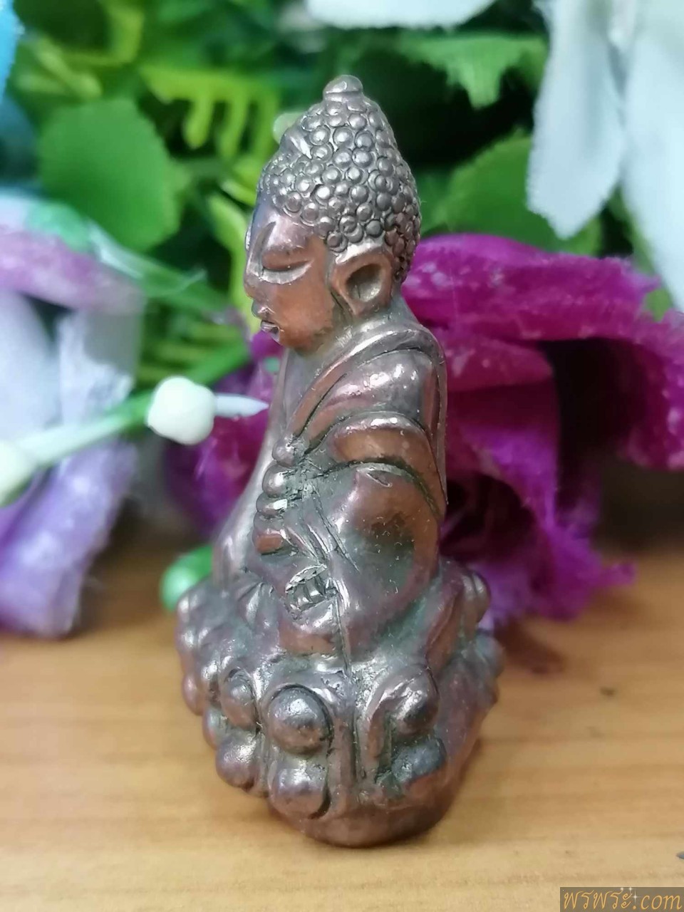 พระกริ่งปวเรศ เนื้อสำริด กริ่งดัง