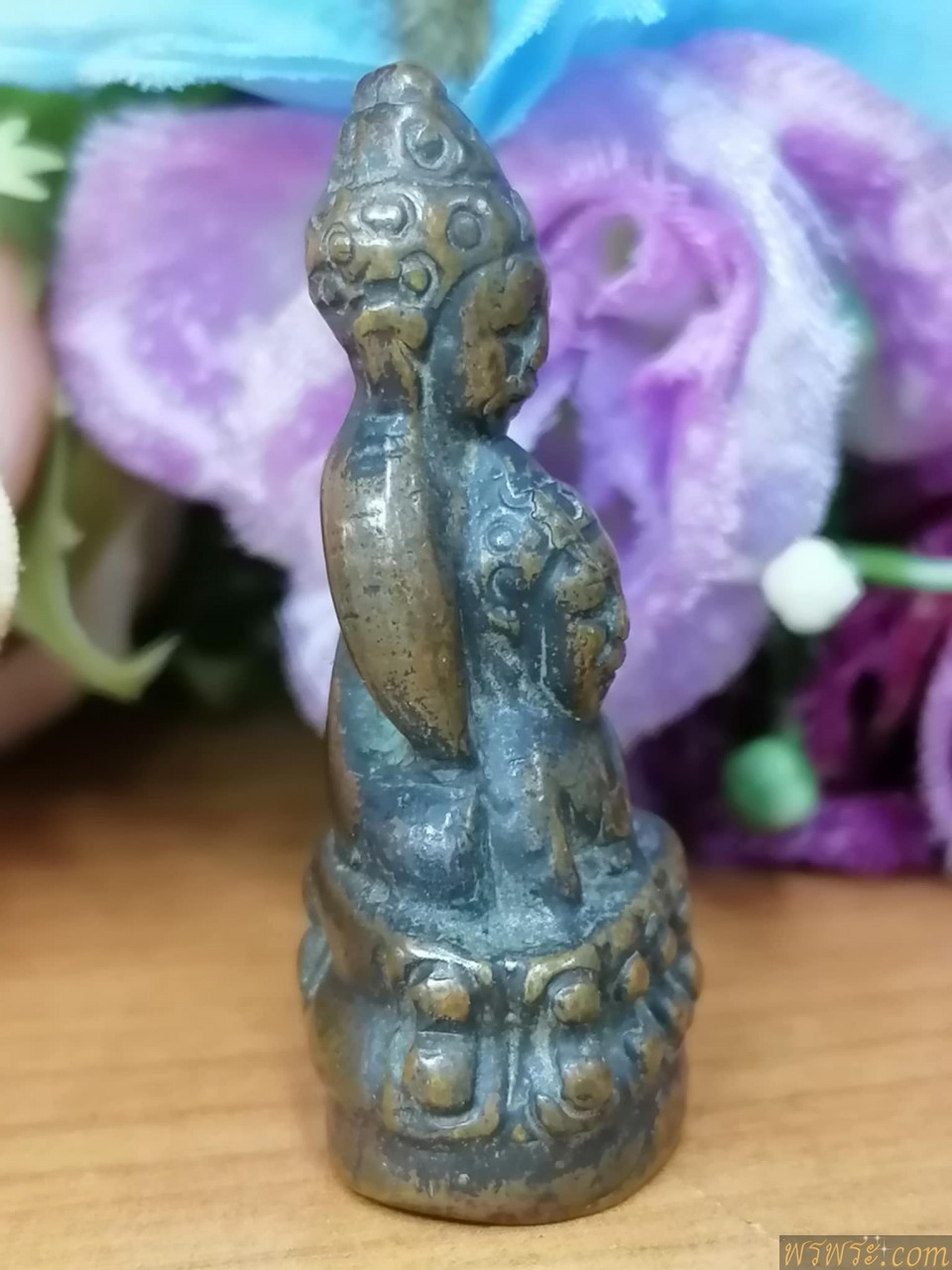 พระกริ่งปวเรศ พิมพ์ซ้อน เนื้อสำริด กริ่งดัง