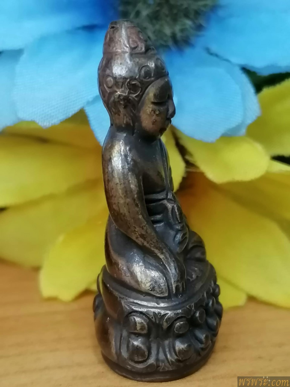 พระกริ่งปวเรศ เนื้อสำริด กริ่งดัง ก้นครก