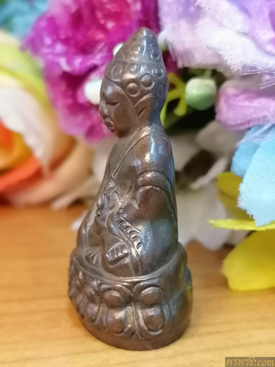 พระกริ่งปวเรศ เนื้อสำริด กริ่งดัง