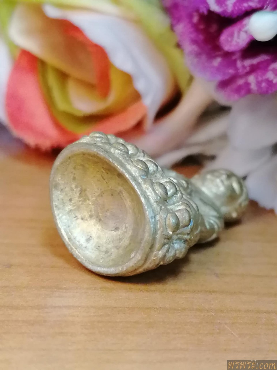 พระกริ่งปวเรศ เนื้อสำริด กริ่งดัง ก้นครก