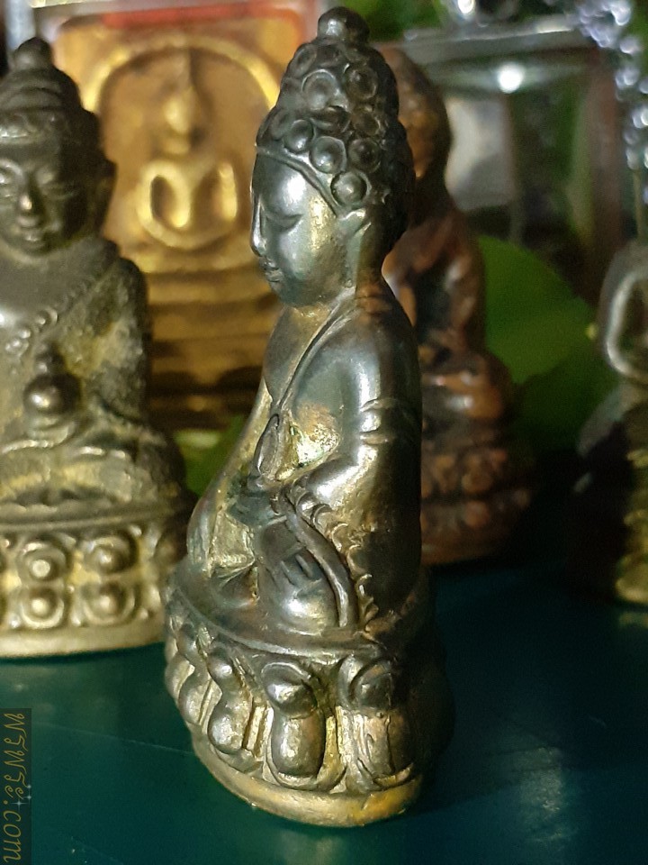 พระกริ่งปวเรศ พิมพ์มหาเศรษฐี กริ่งดัง ก่อนปี2500