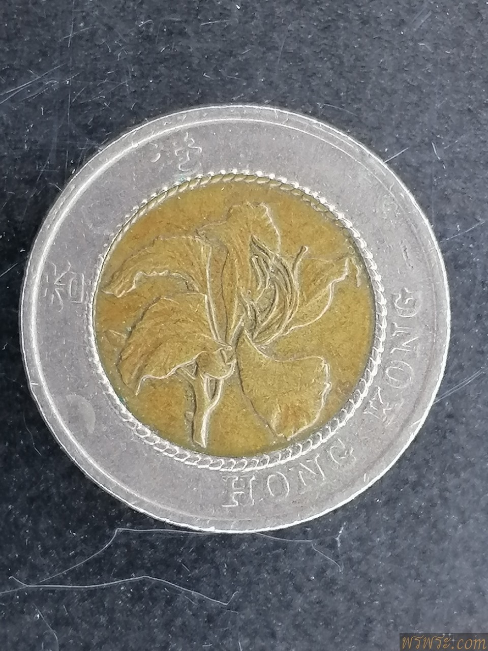 เหรียญ​ 2สีHONG KONG TEN DOLLARS 1994