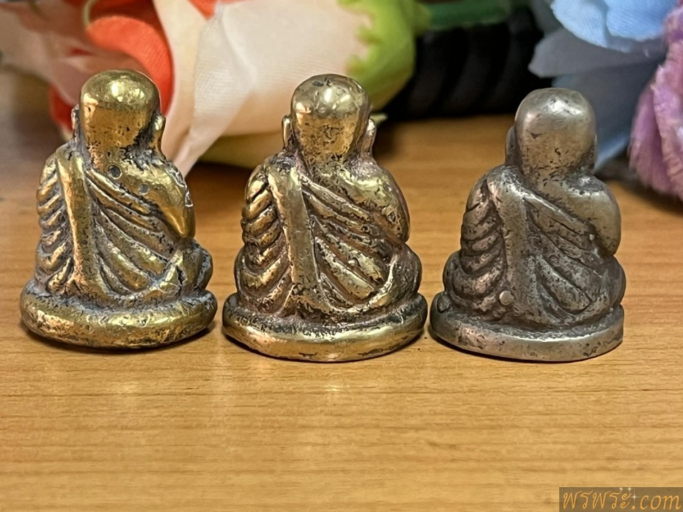 หลวงพ่อเงิน 3องค์