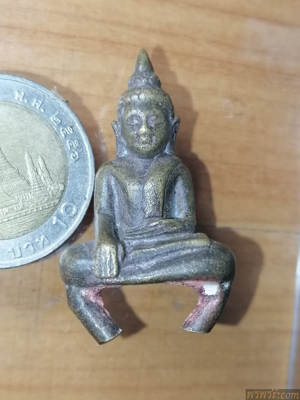 พระยอด​ธง​ เนื้อ​สัมฤทธิ์​