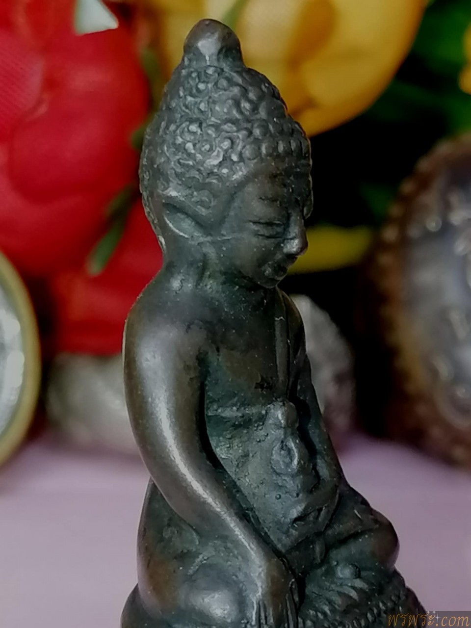 พระกริ่งปวเรศ เนื้อสำริด นวะ จารย์ใต้ฐาน กริ่งดัง ก่อนปี2500