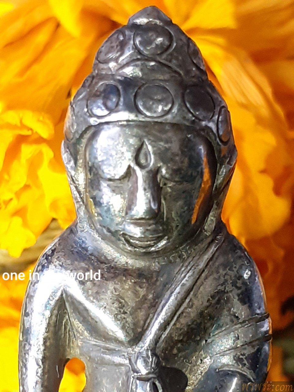 Show//Phra Kring Pawaret 1866 material (silver) 96.30%+-โชว์//พระกริ่งปวเรศ พ.ศ.๒๔๐๙เนื้อ(เงิน)96.30%+- พิมพ์ กริ่งดัง /ตอกอุณาโลม โค๊ตแบบ2ชั้น(แบบโค๊ตมีไส้) แต่งบัว2ชั้น พบ1องค์ ณ.วันที่13/02/2564