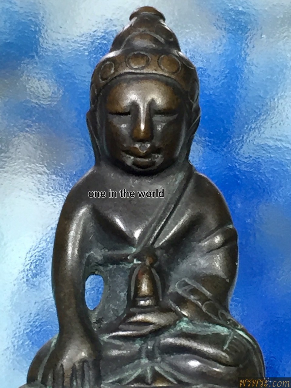 โชว์//พระกริ่งปวเรศ รุ่นที่๑ปี2394 เนื้อสัมฤทธิ์ กริ่งดัง/พิมพ์พิเศษ โค๊ตตอกพิเศษ////องค์พระพื้นฟ้า ขาว  มิใช่องค์ในบทความ//#5612 Show//Phra Kring Pawaret 1st generation, year 1851 Bronze Loud bell/special print Special code//// โชว์//พระกริ่งปวเรศ รุ่นที่๑ปี2394 เนื้อสัมฤทธิ์ กริ่งดัง/พิมพ์พิเศษ โค๊ตตอกพิเศษ//// 显示//药师佛帕瓦里第一代，1851 年青铜响亮的铃声/特殊印刷特殊代码//// Xiǎnshì//yàoshī fó pà wǎ lǐ dì yī dài,1851 nián qīngtóng xiǎngliàng de língshēng/tèshū yìnshuā tèshū dàimǎ////
