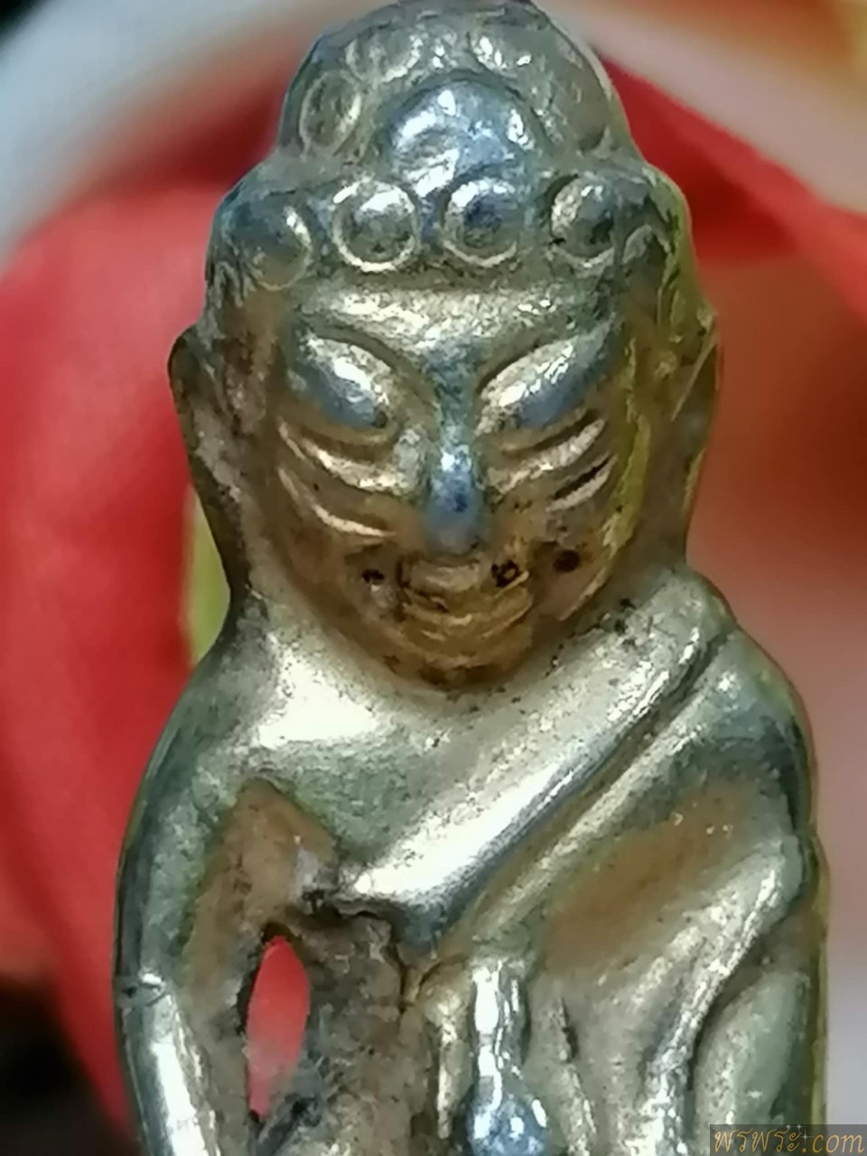 พระกริ่ง พิมพ์ปราบฮ่อ ฐานบัวรอบ ก่อนปี2500//พบ1องค์ ณ.วันที่02/10/2562