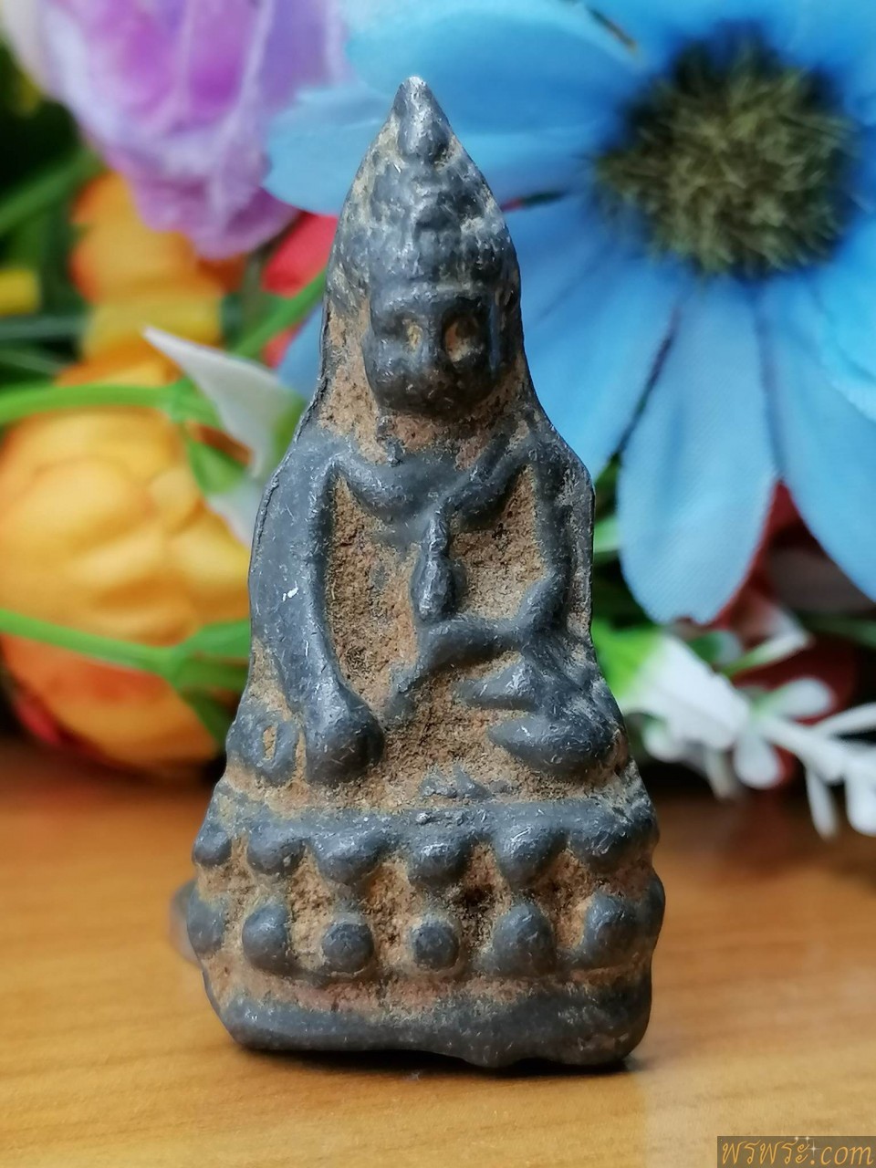 ปิด/พระกริ่ง เนื้อชินตะกั่ว หล่อเต็มองค์ ก่อนแี2500