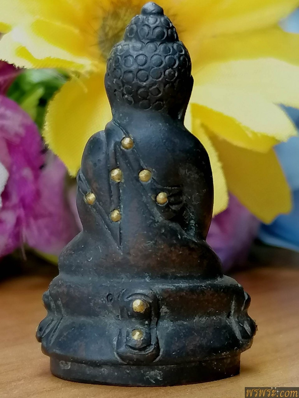 พระกริ่งปวเรศ หมุดทองคำ เนื้อสัมฤทธิ์ กริ่งดัง