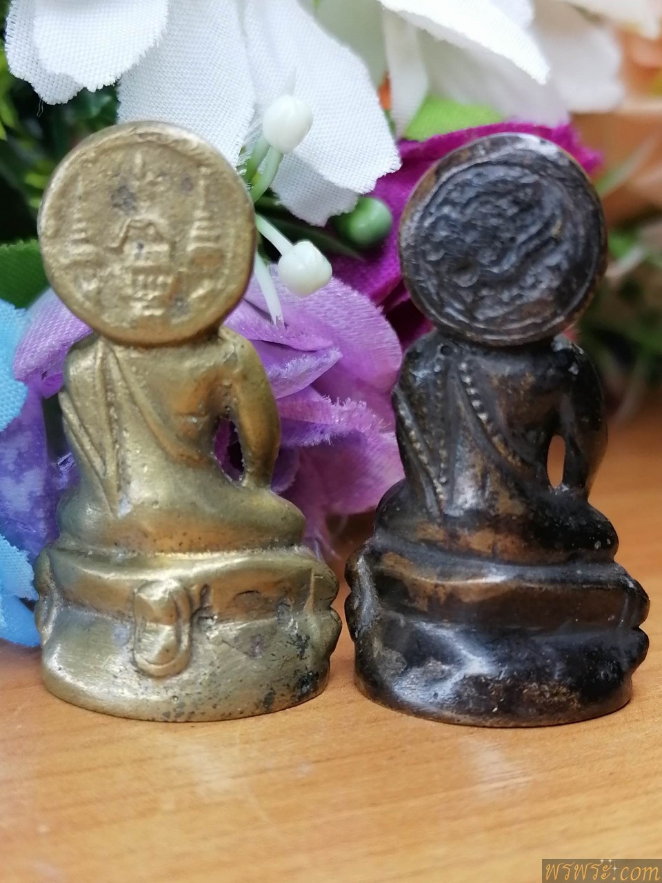 ปิด/พระกริ่งปวเรศ ประภามลฑล จปร ฉัตร เนื้อสัมฤทธิ์ กริ่งดัง