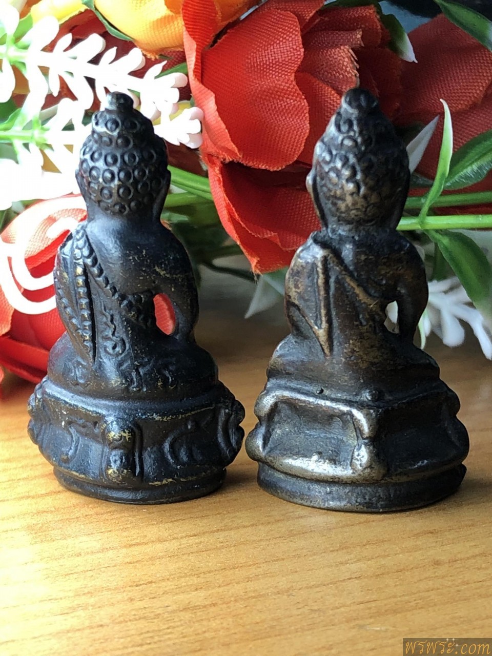 ปิด/พระกริ่ง เนื้อสัมฤทธิ์ กริ่งดัง//2องค์//ปิด องค์ที่2