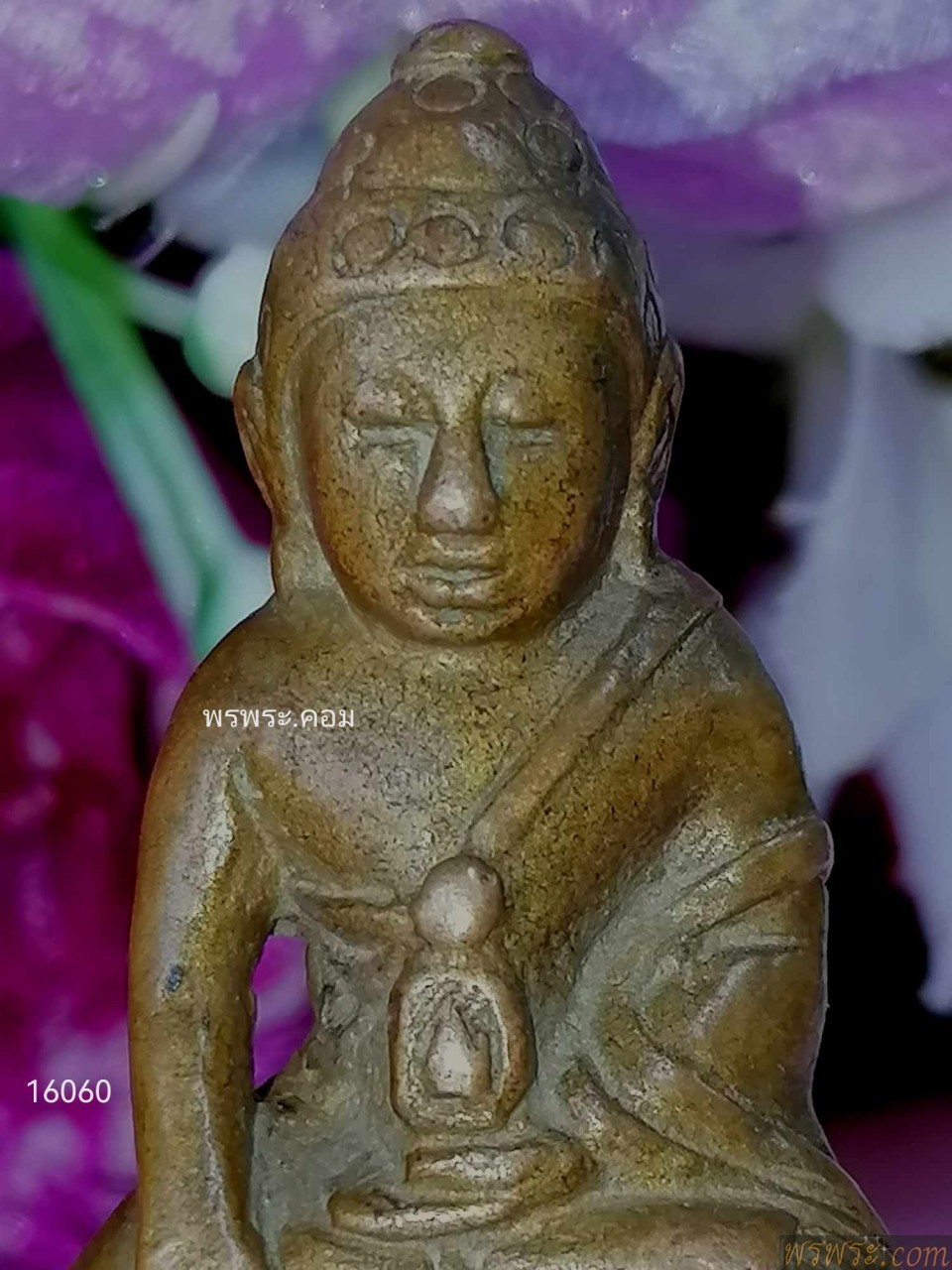 พระกริ่งปวเรศ เนื้อสำริด กริ่งดัง พิมพ์หายากPhra Kring Pawaret, bronze material, loud bell, rare print. Phra Kring Pawaret，青铜材质，响亮的钟声，罕见的印刷。 Phra Kring Pawaret, qīngtóng cáizhì, xiǎngliàng de zhōng shēng, hǎnjiàn de yìnshuā.
