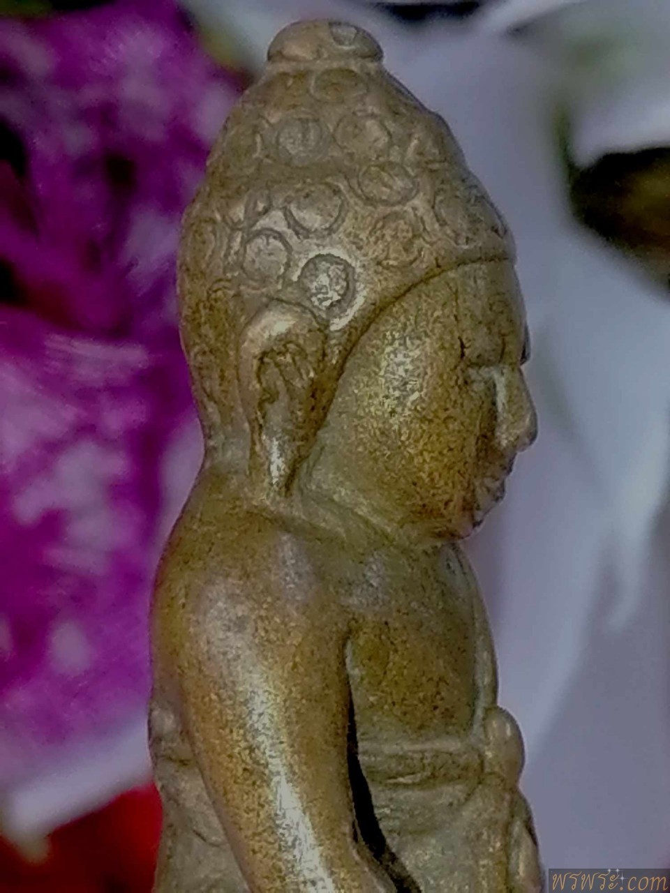 พระกริ่งปวเรศ เนื้อสำริด กริ่งดัง พิมพ์หายากPhra Kring Pawaret, bronze material, loud bell, rare print. Phra Kring Pawaret，青铜材质，响亮的钟声，罕见的印刷。 Phra Kring Pawaret, qīngtóng cáizhì, xiǎngliàng de zhōng shēng, hǎnjiàn de yìnshuā.