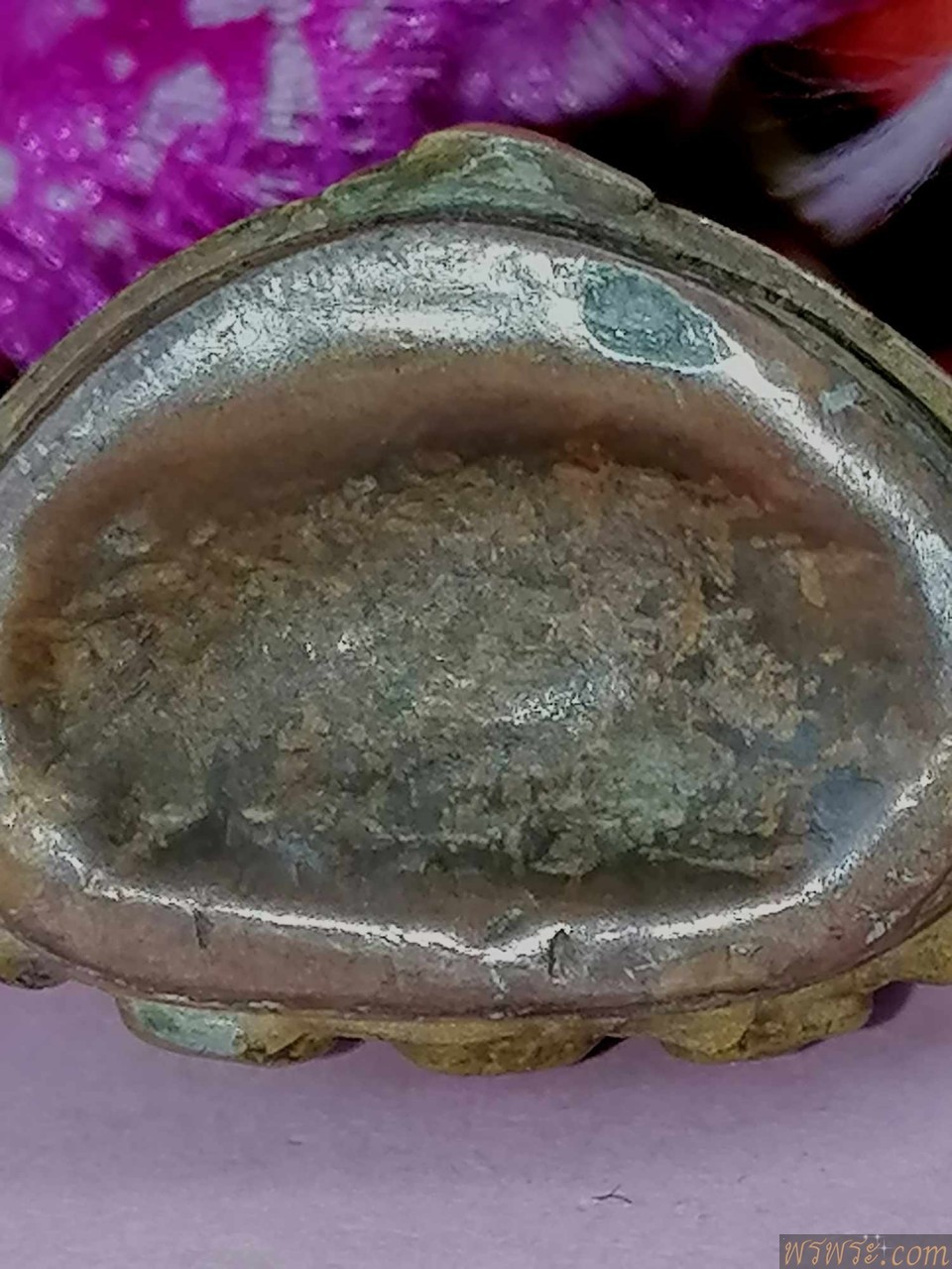 พระกริ่งปวเรศ เนื้อสำริด กริ่งดัง พิมพ์หายากPhra Kring Pawaret, bronze material, loud bell, rare print. Phra Kring Pawaret，青铜材质，响亮的钟声，罕见的印刷。 Phra Kring Pawaret, qīngtóng cáizhì, xiǎngliàng de zhōng shēng, hǎnjiàn de yìnshuā.