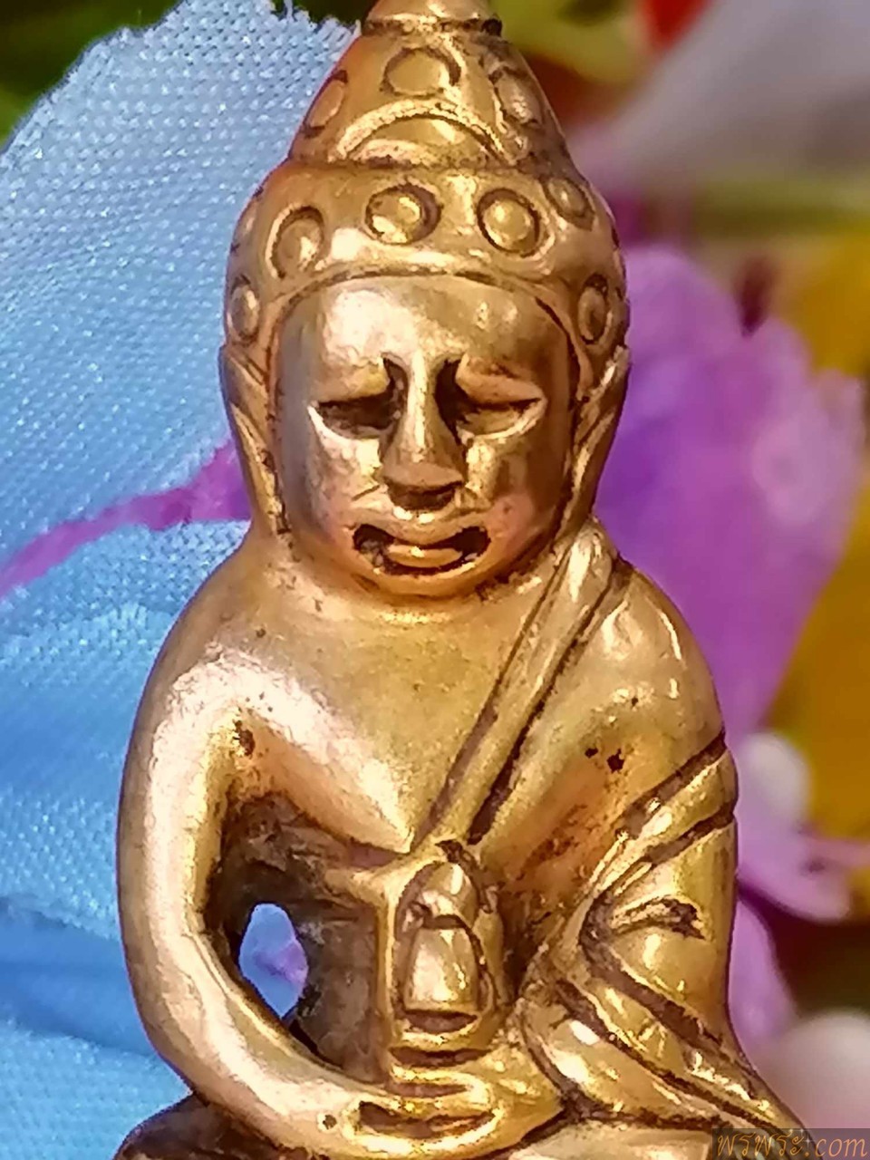 พระกริ่งปวเรศ สมาธิ สมบูรณ์พูนสุข ร.๕เนื้อสำริด2สี กริ่งดัง敲响铃铛特殊印刷品