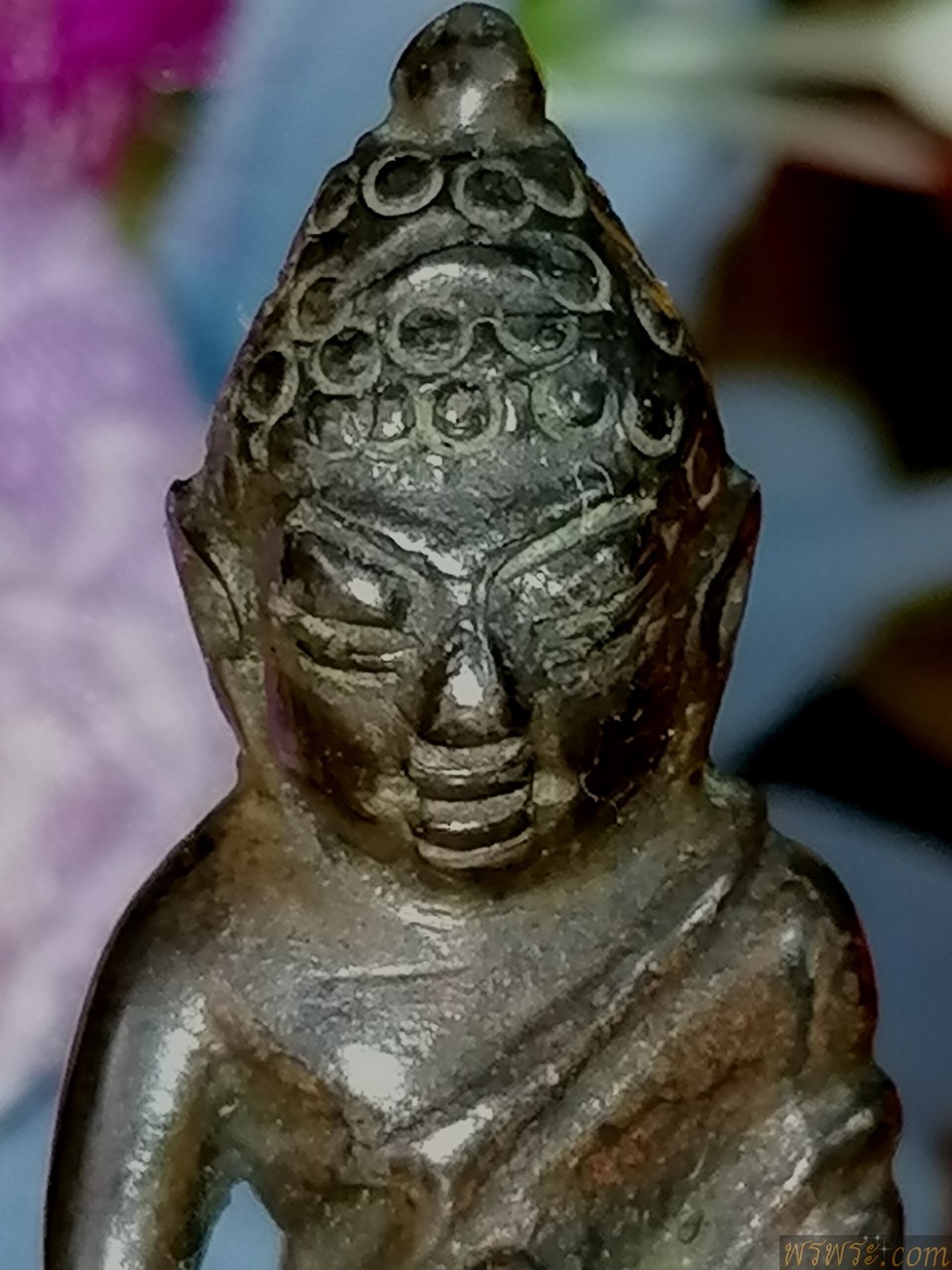 พระ​กริ่ง​ ปวเรศ​ ๒๔๓๔​ วัดบวร​ เนื้อ​สัมฤทธิ์​ กริ่ง​ดัง​