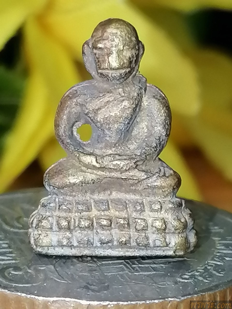 พระ​ชัยวัฒน์​ หัวไม้ขีด​ เนื้อ​สัมฤทธิ์​