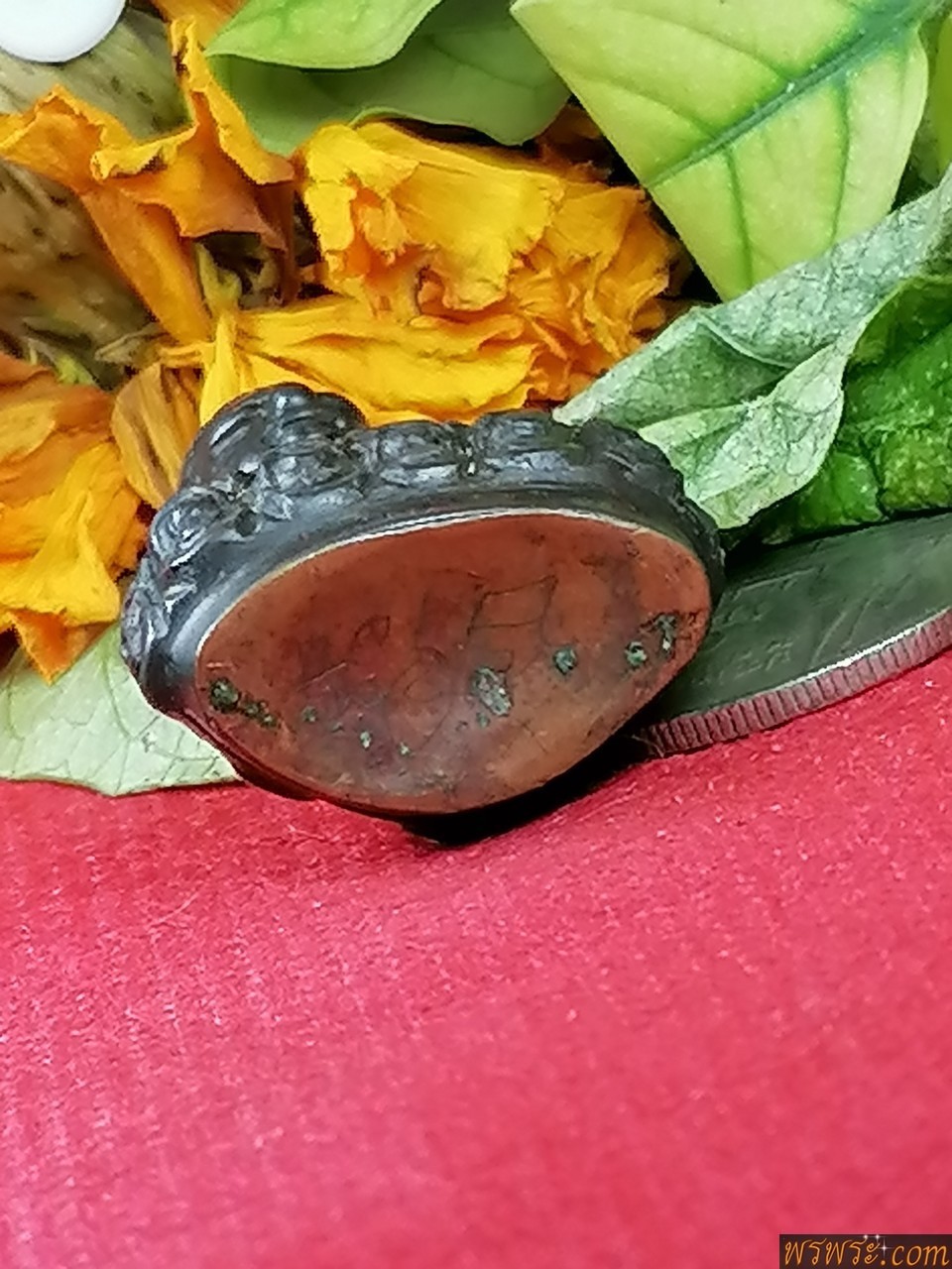 เพื่อศีกษา//พระ​กริ่ง​ ปราบสัตรู​ ร.๕​ หมุดทอง​ เนื้อ​สัมฤทธิ์​ ปิดใต้ฐานทองแดง มีรอยจารย์​ กริ่งดัง//พบ1องค์​ ณ.วันที่24/10/2565